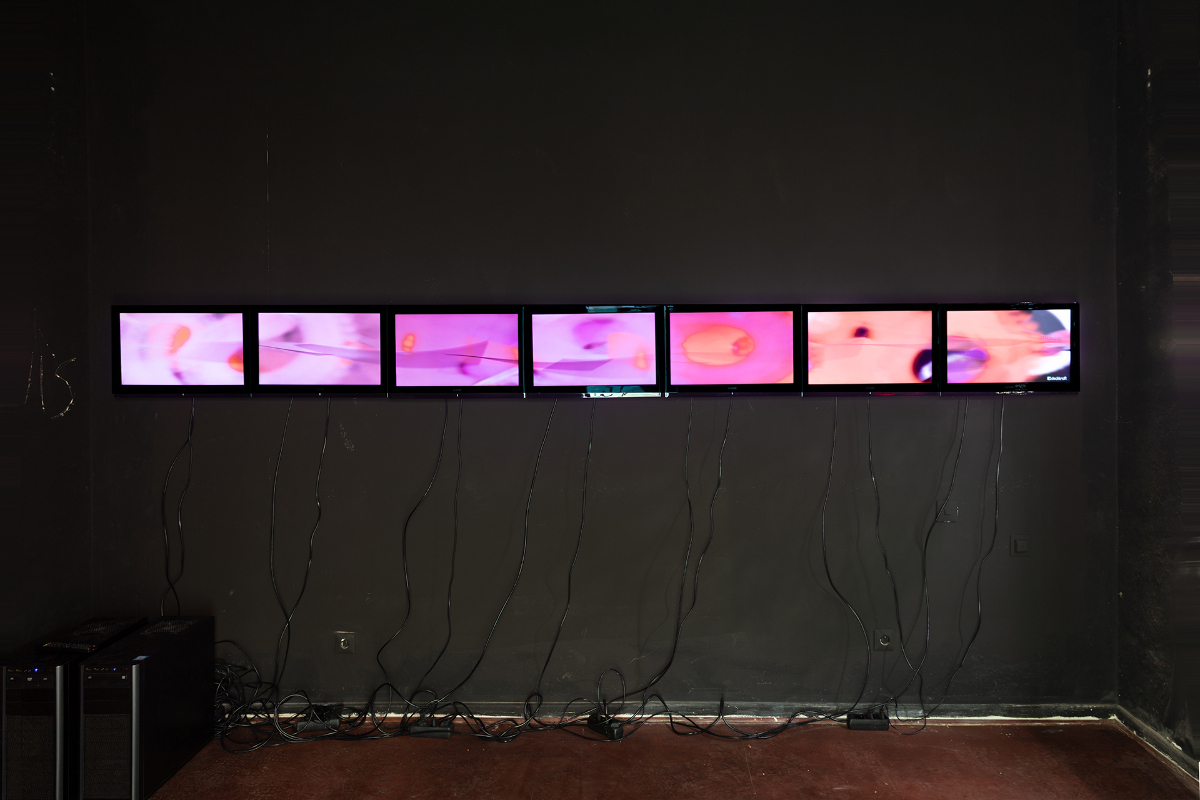 Endless painting, Animation auf mehreren Monitoren, Hugenottenhaus, Kassel